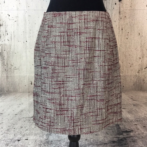 Banana Republic Dresses & Skirts - Banana Republic printed skirt